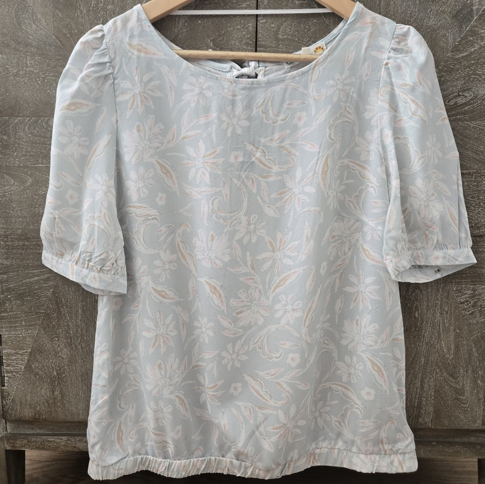 C&C California Soft Blue and Cream Patterned Blouse